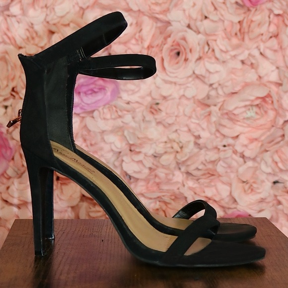 Last pair- High heeled Sandals - Black - Picture 2 of 4